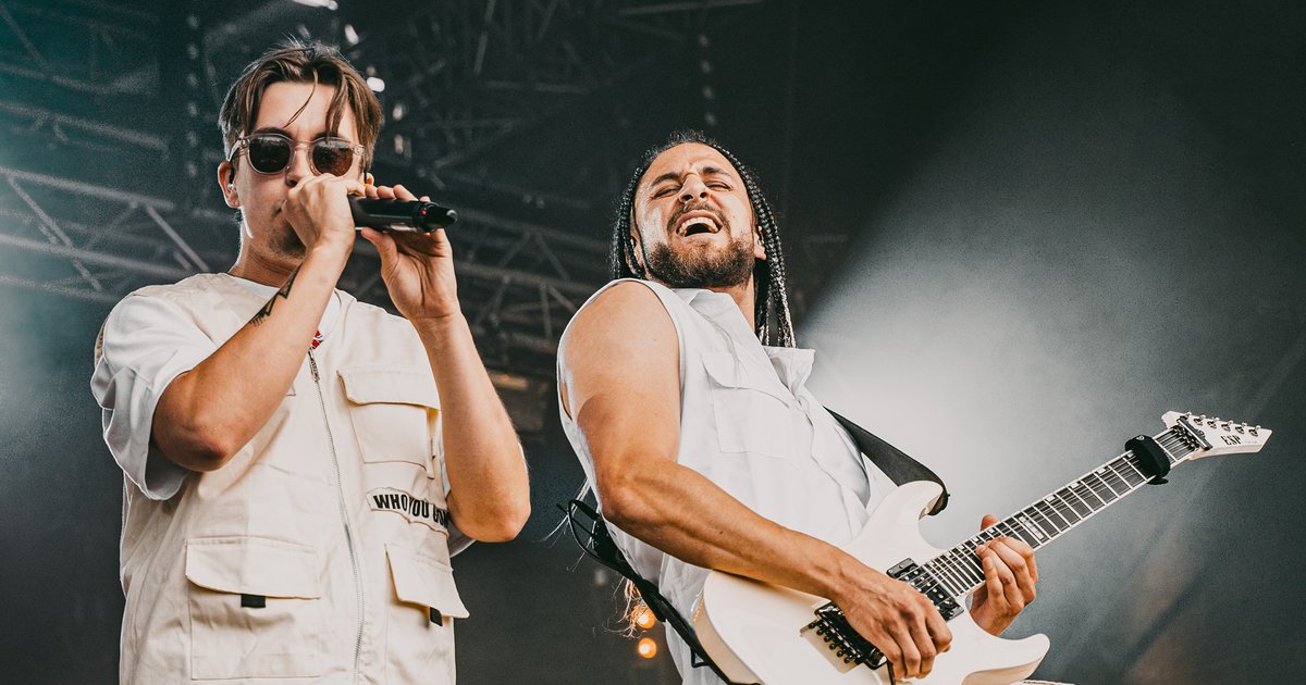 Solence Solence fragen auf ihrer neuen Single
